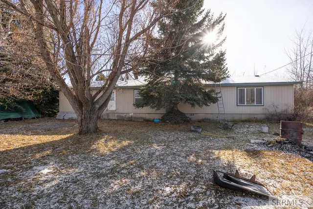 $1,100,000 | 135 East Birch Street, Victor, ID 83455