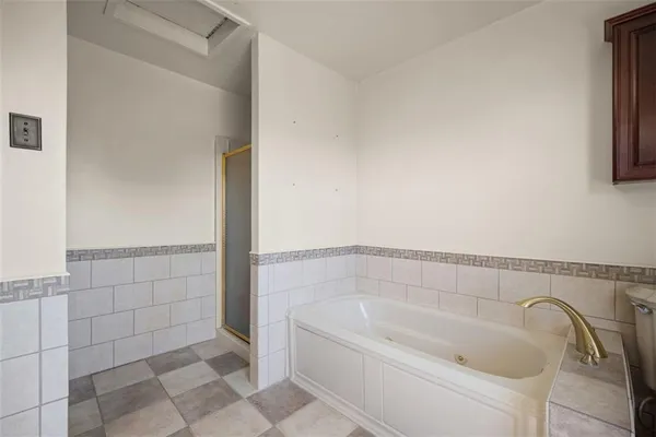 a bathroom with a bathtub