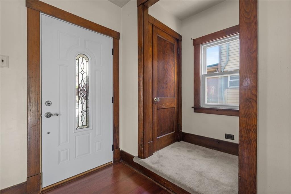 745 6th Street Beaver, PA 15009 - Photo 6 of 36 an empty room with windows and closet