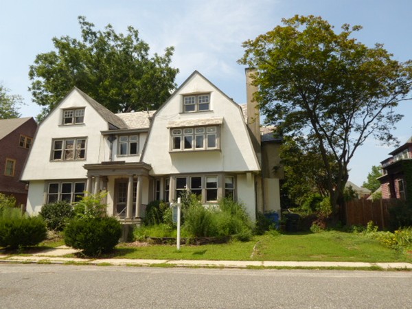 47 Ridgewood Terrace Springfield, MA 01105 - Photo 2 of 21 Gallery Image 2