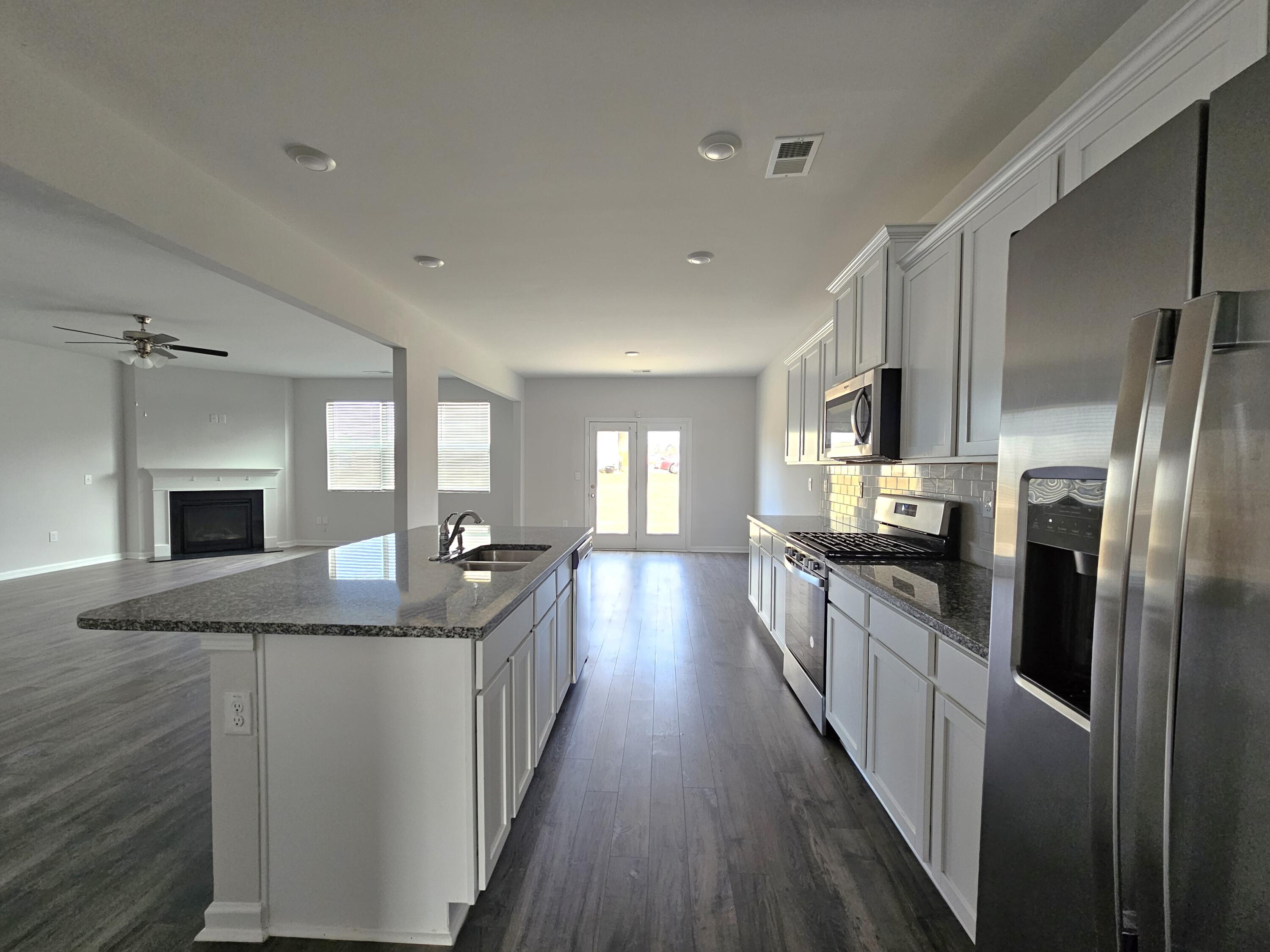 1241 Sambar Circle Grovetown, GA 30813 - Photo 5 of 28 Kitchen