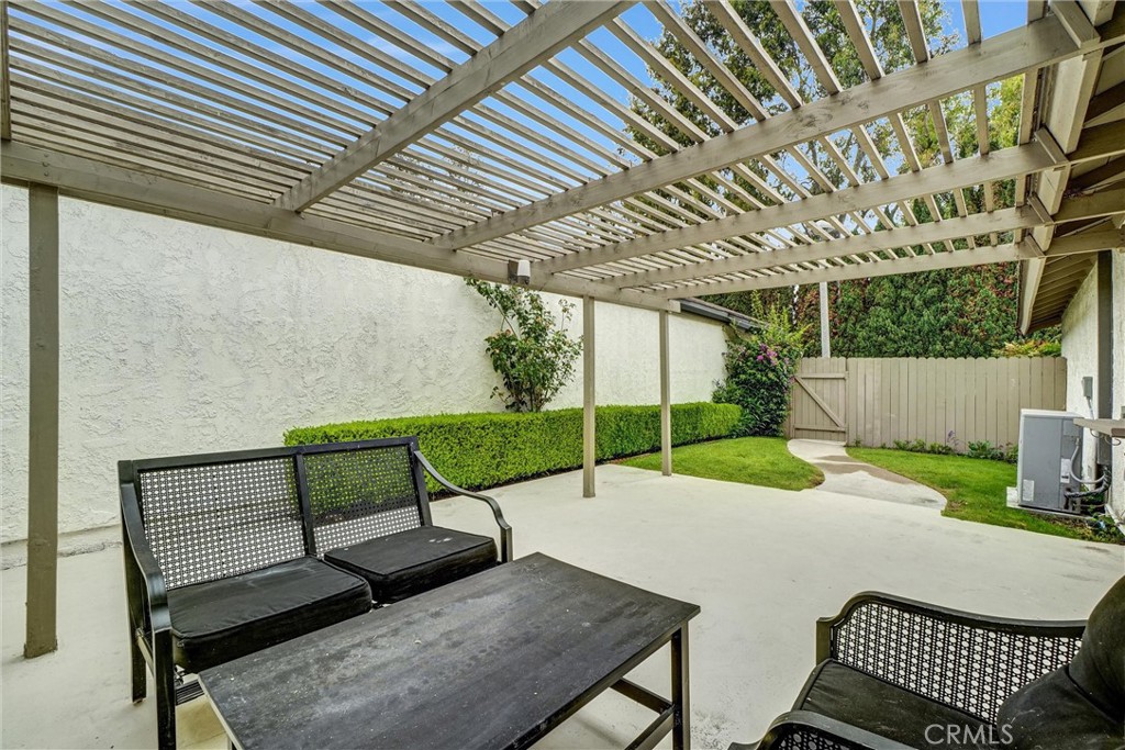 14332 Pinewood Road Tustin, CA 92780 - Photo 38 of 56