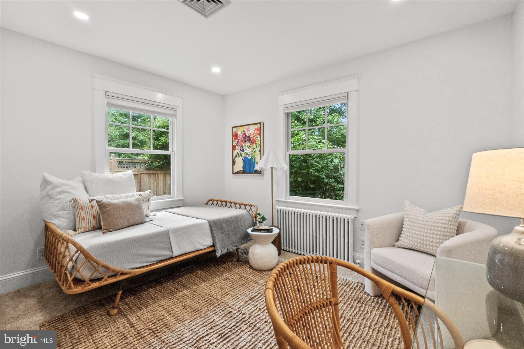 24 East Bellefonte Avenue Alexandria, VA 22301 - Photo 15 of 44