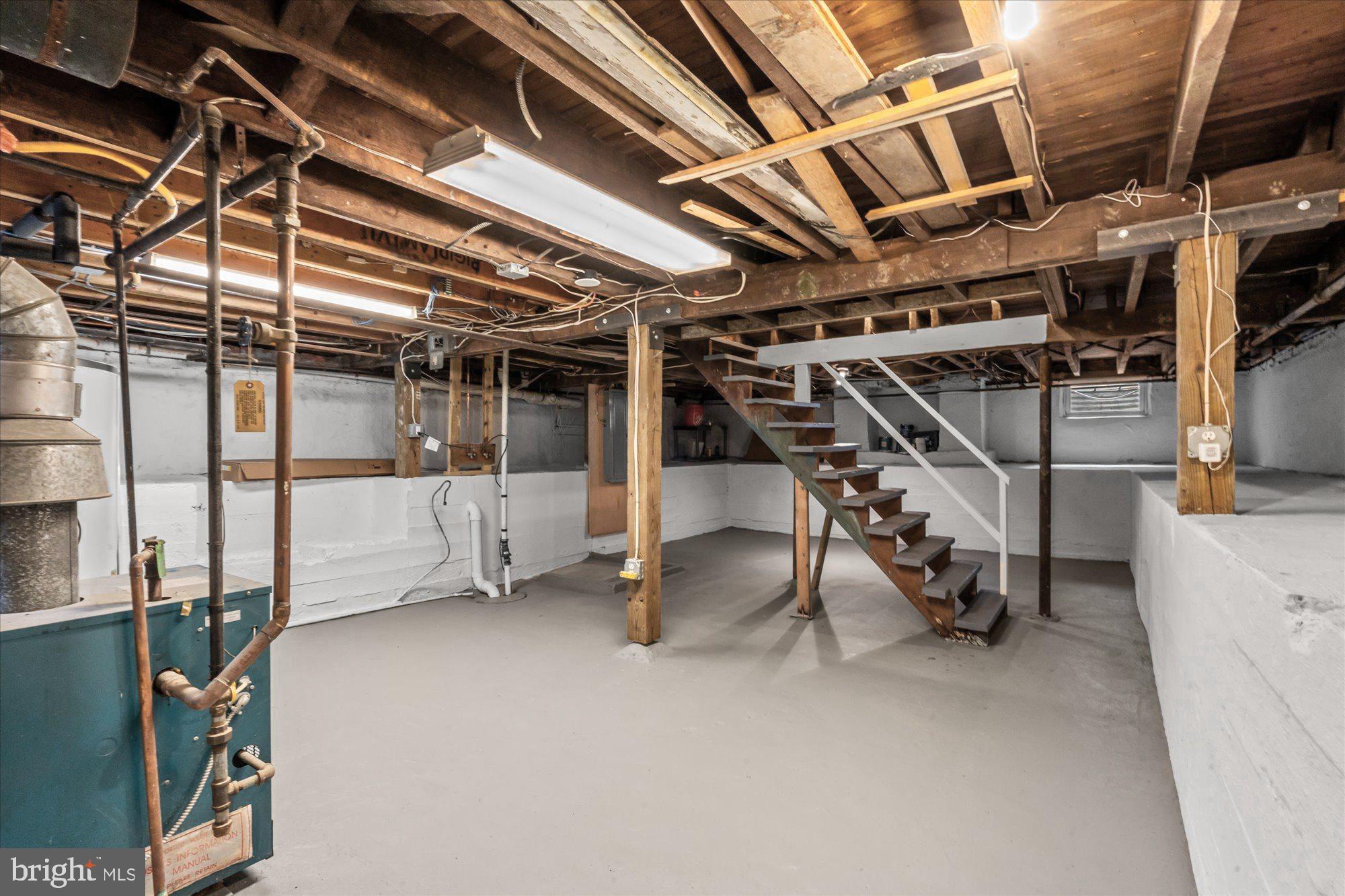 24 East Bellefonte Avenue Alexandria, VA 22301 - Photo 32 of 44