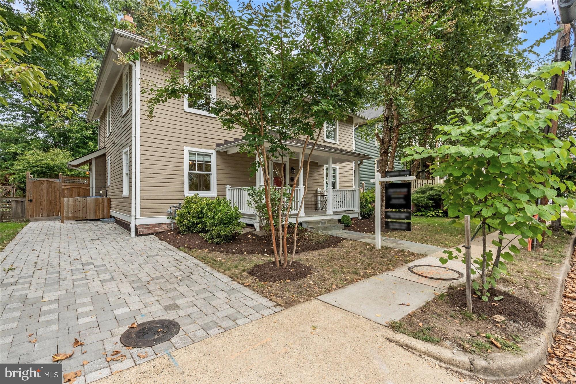 24 East Bellefonte Avenue Alexandria, VA 22301 - Photo 34 of 44