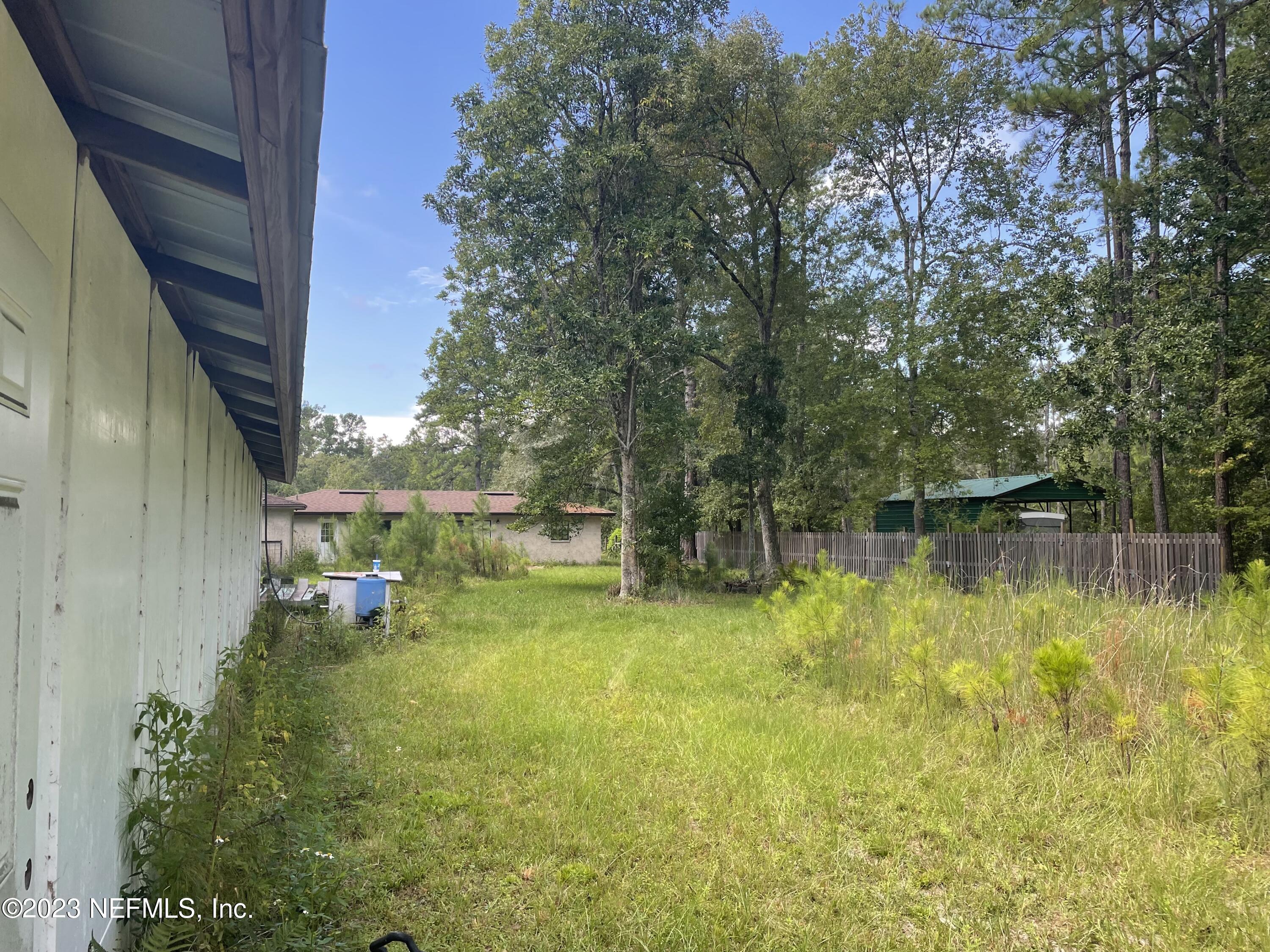 5090 Springbank Road Green Cove Springs, FL 32043 - Photo 19 of 22 Side of Detached Garage