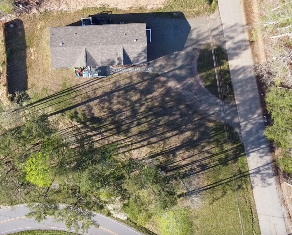 35 Bergan Moore Road Murphy, NC 28906 - Photo 18 of 18 a backyard of a house