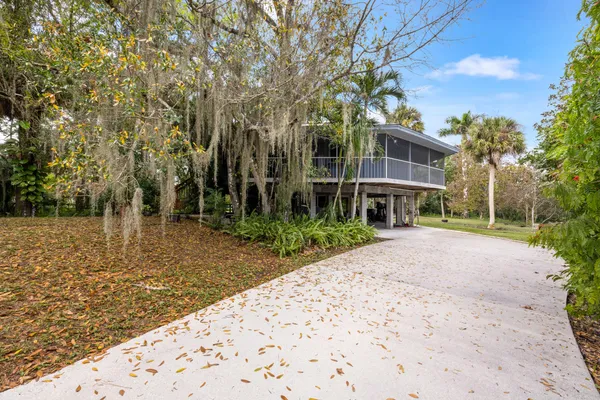 $1,500,000 | 535 Southwest Linden Street, Stuart, FL 34997