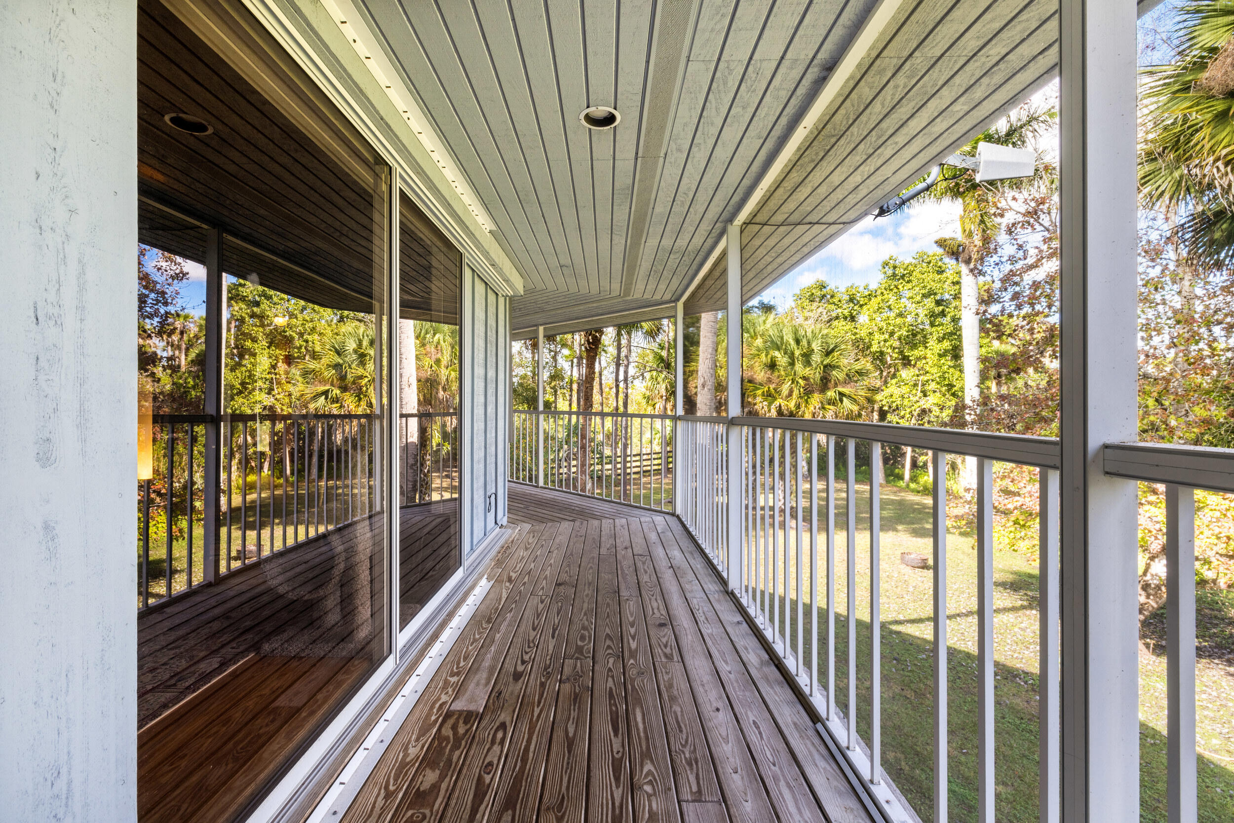 535 Southwest Linden Street Stuart, FL 34997 - Photo 11 of 68 11_et6a4098