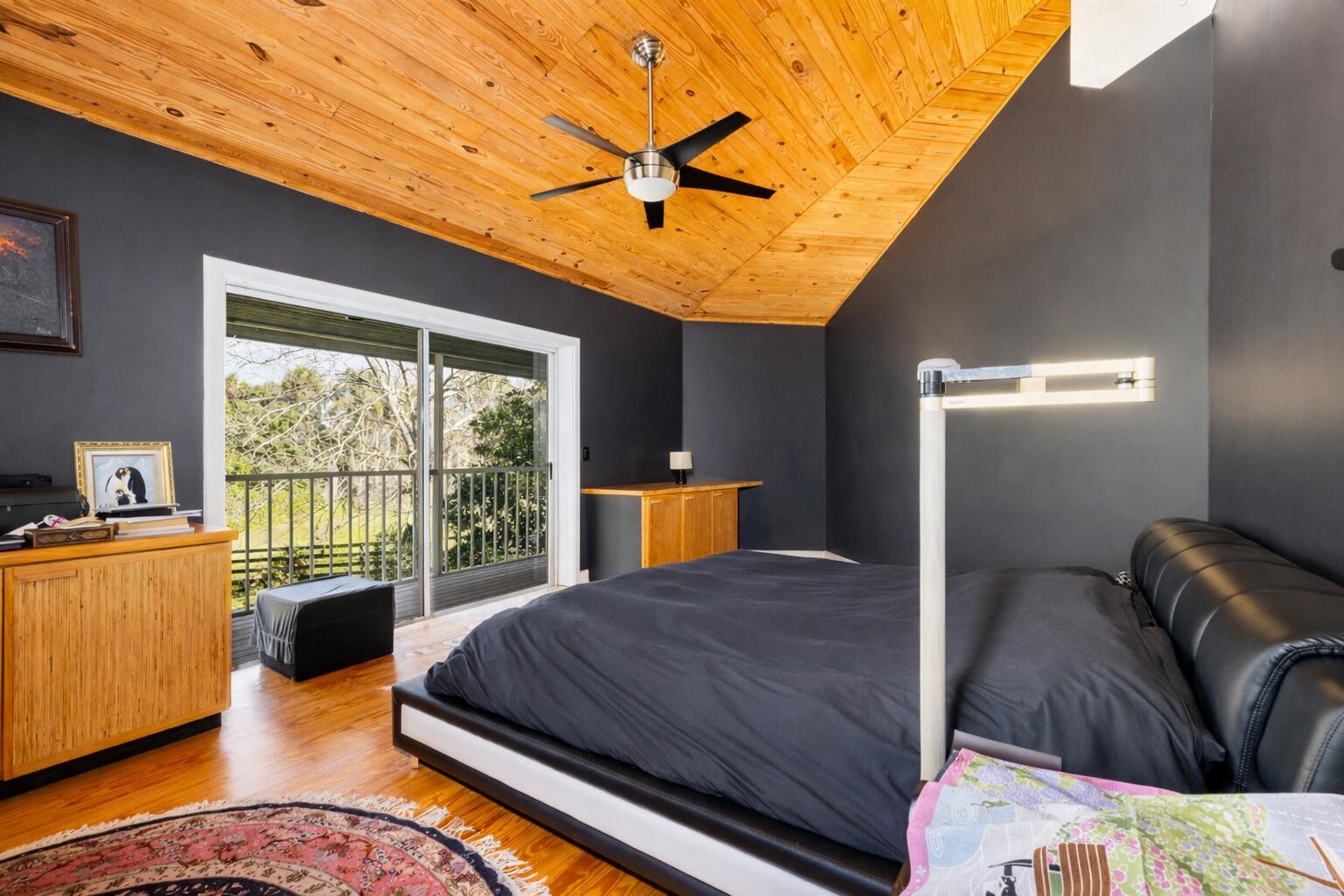 535 Southwest Linden Street Stuart, FL 34997 - Photo 29 of 68 ChatGPT Image Jan 12, 2026, 08_39_02 PM