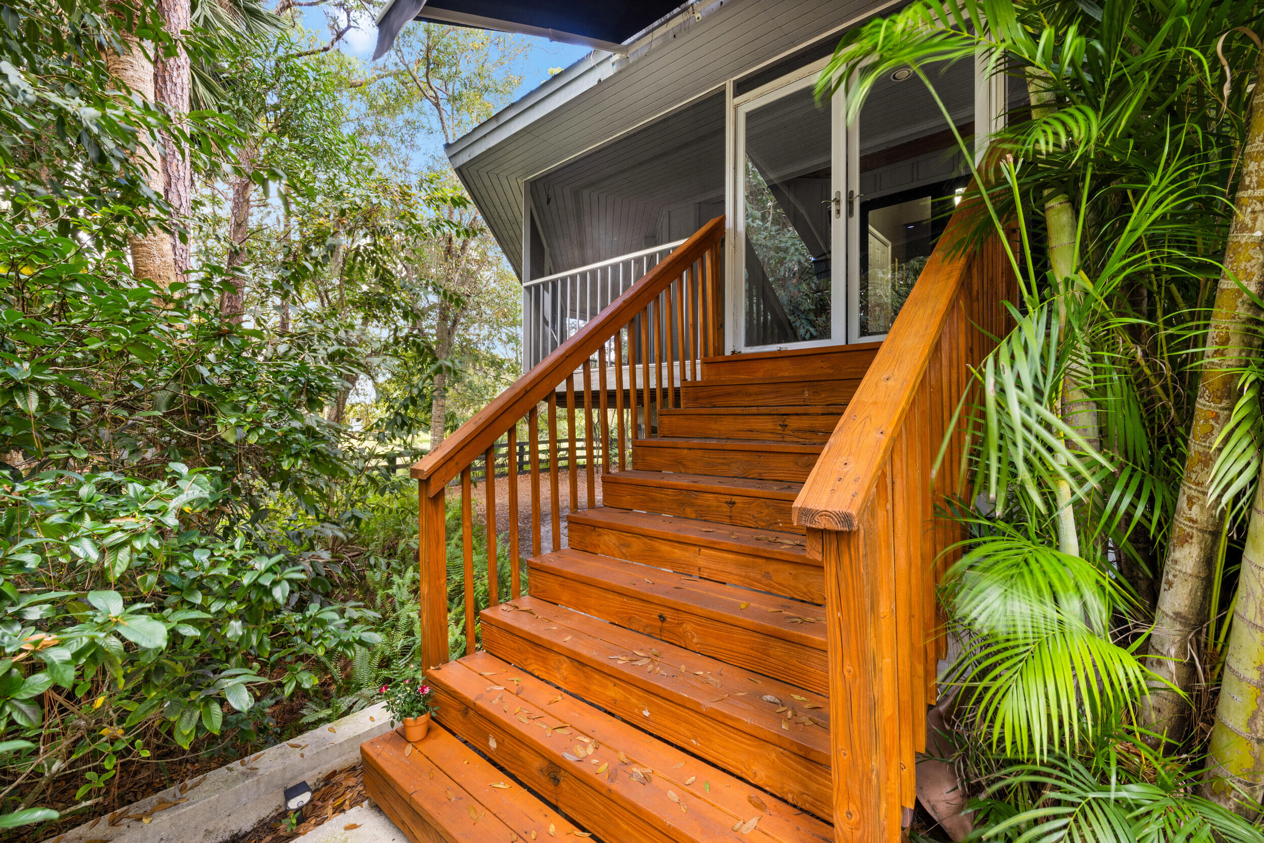 535 Southwest Linden Street Stuart, FL 34997 - Photo 4 of 68 4_et6a4181