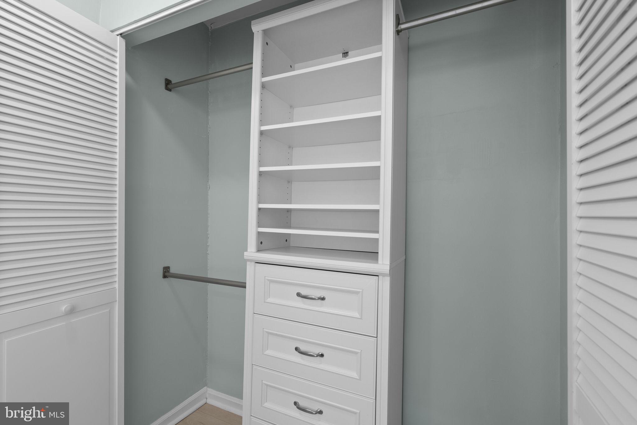 8002 Inverness Ridge Road Potomac, MD 20854 - Photo 23 of 46