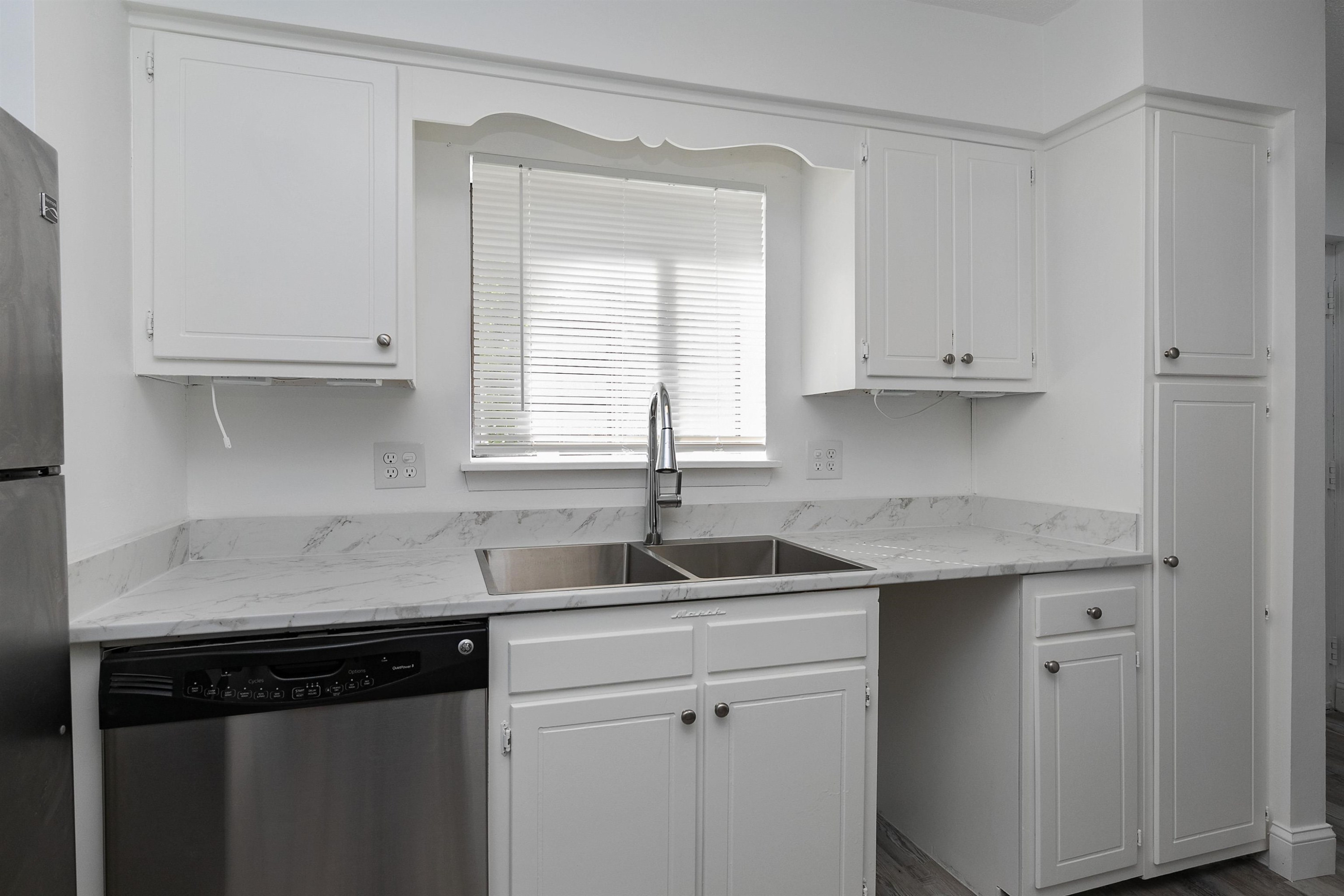 541 Pine Ridge Place, Unit 541 Raleigh, NC 27609 - Photo 9 of 21 Photo 10