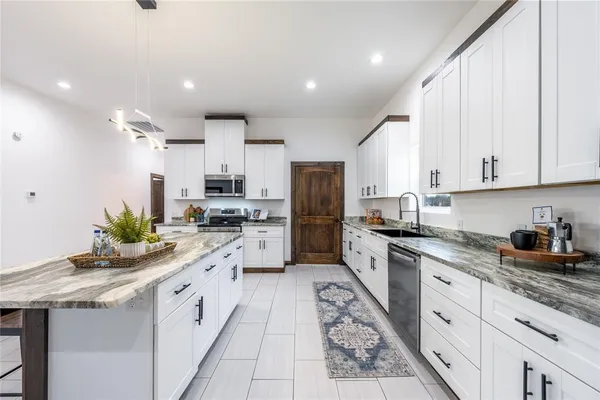 $349,999 | 1706 County Road, Sumner, TX 75486