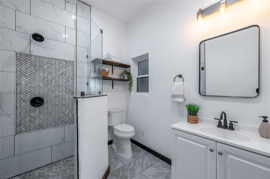 1706 County Road Sumner, TX 75486 - Photo 18 of 28