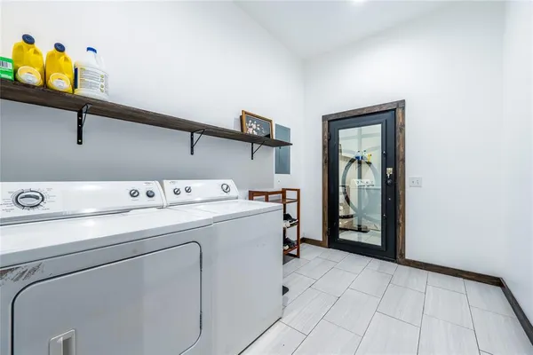 $349,999 | 1706 County Road, Sumner, TX 75486