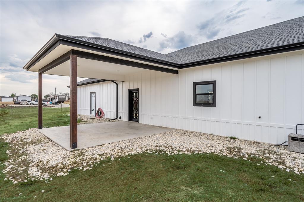 1706 County Road Sumner, TX 75486 - Photo 7 of 28