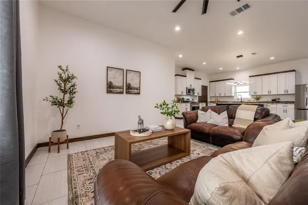 $349,999 | 1706 County Road, Sumner, TX 75486