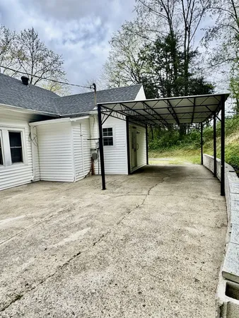 $228,900 | 260 Defeated Creek Highway, Carthage, TN 37030