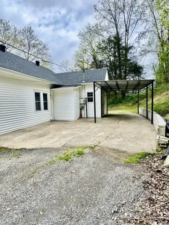 $228,900 | 260 Defeated Creek Highway, Carthage, TN 37030