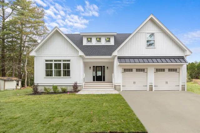 $1,499,999 | 16 Briar Road, Hampton, NH 03842