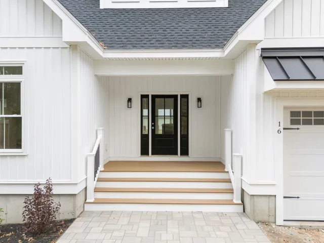 $1,499,999 | 16 Briar Road, Hampton, NH 03842