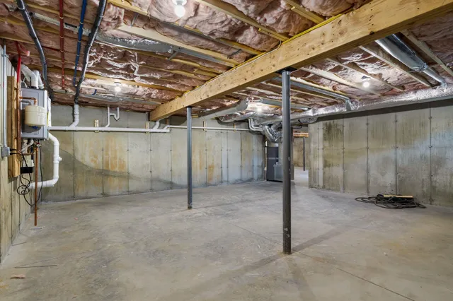 $1,399,999 | 16 Briar Road, Hampton, NH 03842