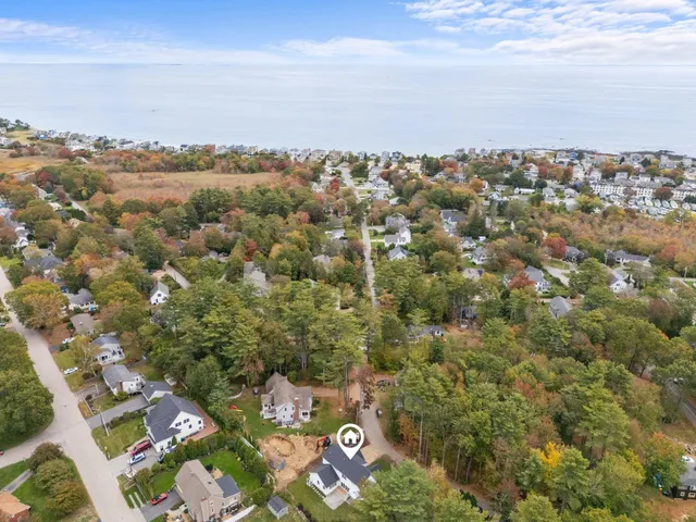 $1,399,999 | 16 Briar Road, Hampton, NH 03842