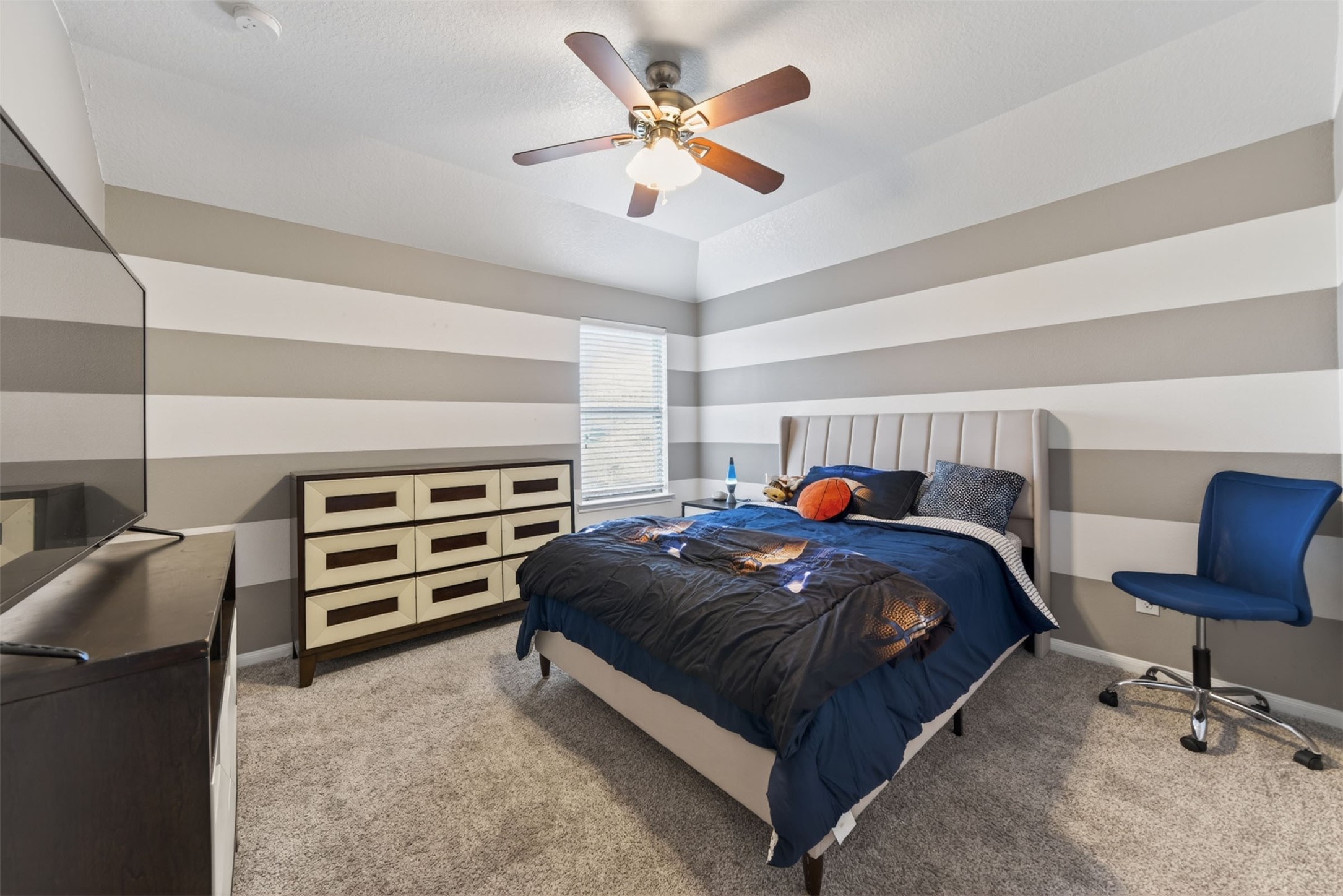 21847 Mount Hunt Drive Spring, TX 77388 - Photo 32 of 50