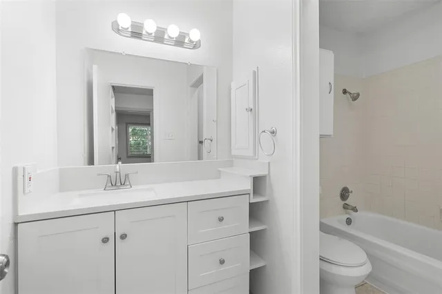 $294,000 | 2610 Custer Parkway, Unit D, Richardson, TX 75080