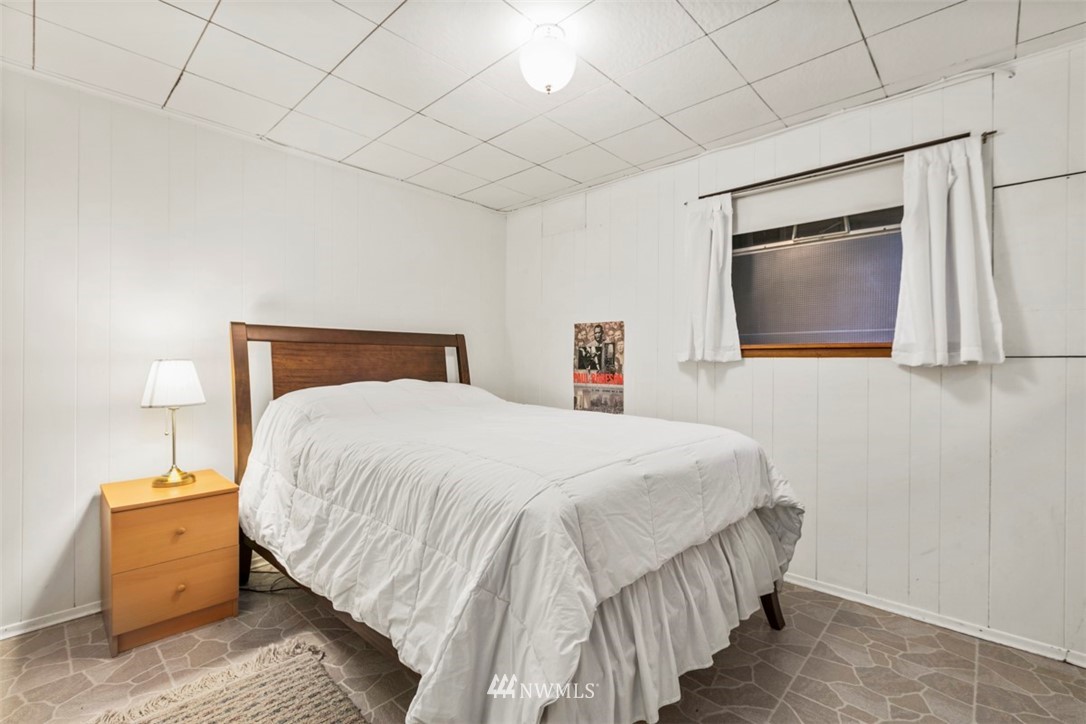 9802 45th Avenue Southwest Seattle, WA 98136 - Photo 23 of 25 Gallery Image 23