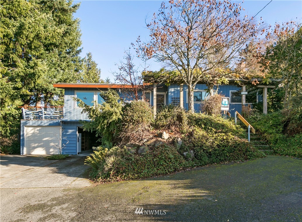 9802 45th Avenue Southwest Seattle, WA 98136 - Photo 4 of 25 Gallery Image 4