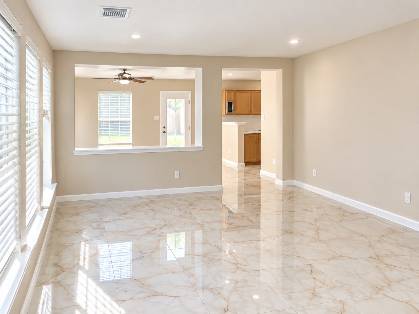 19603 Rippling Brook Lane Tomball, TX 77375 - Photo 4 of 16 Spacious and inviting living room.