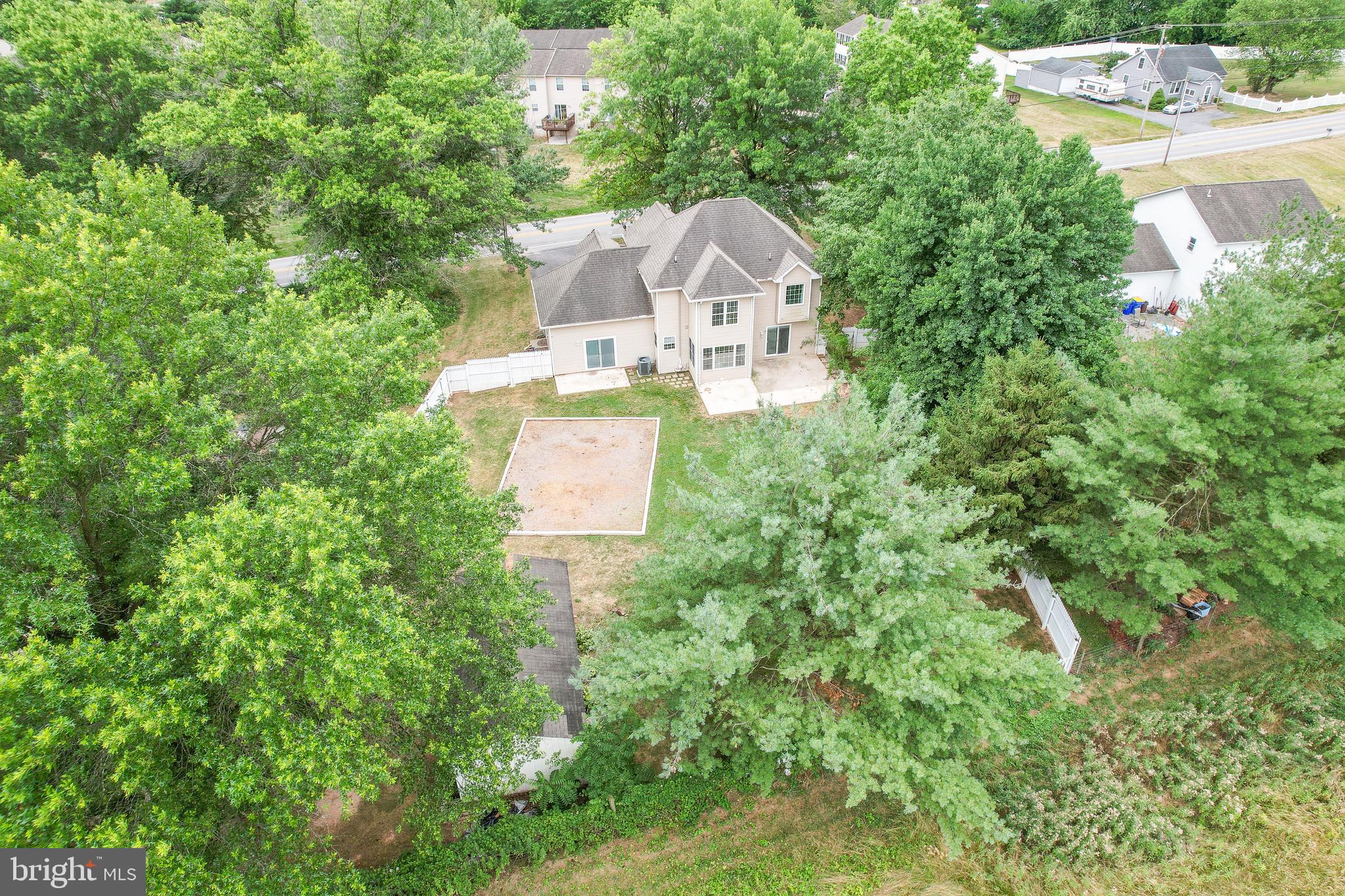 2079 Greenbriar Road York, PA 17404 - Photo 2 of 47
