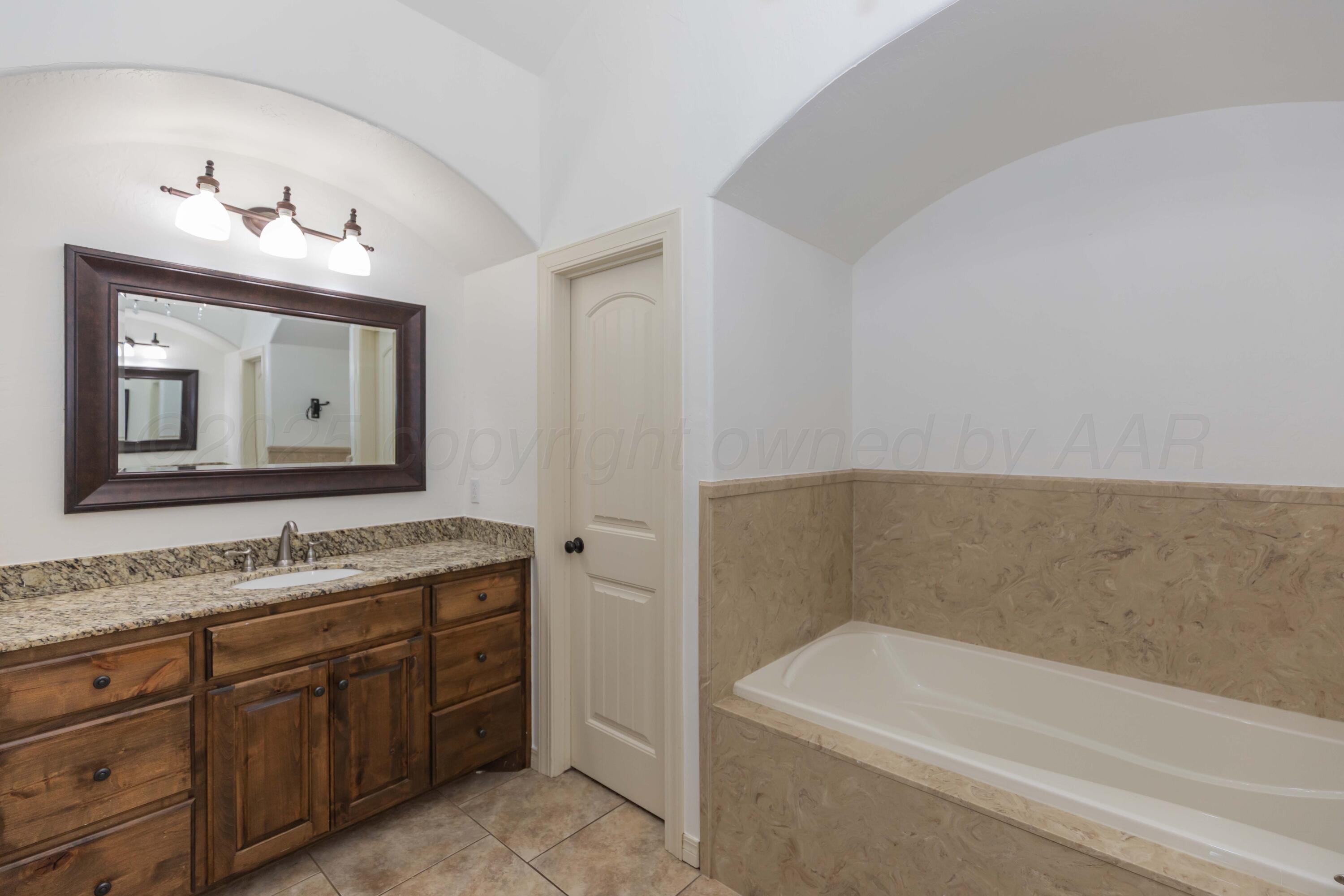 7 William Canyon Canyon, TX 79015 - Photo 23 of 44 MASTER BATH VIEW 1