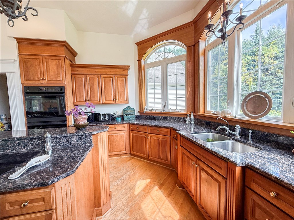 7592 North Road Victor, NY 14564 - Photo 13 of 50