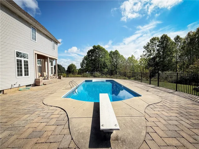 $1,195,000 | 7592 North Road, Victor, NY 14564