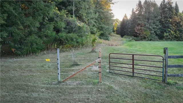 $1,195,000 | 7592 North Road, Victor, NY 14564