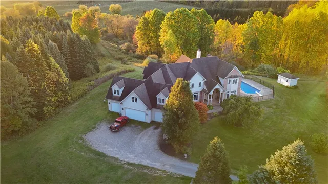 $1,195,000 | 7592 North Road, Victor, NY 14564
