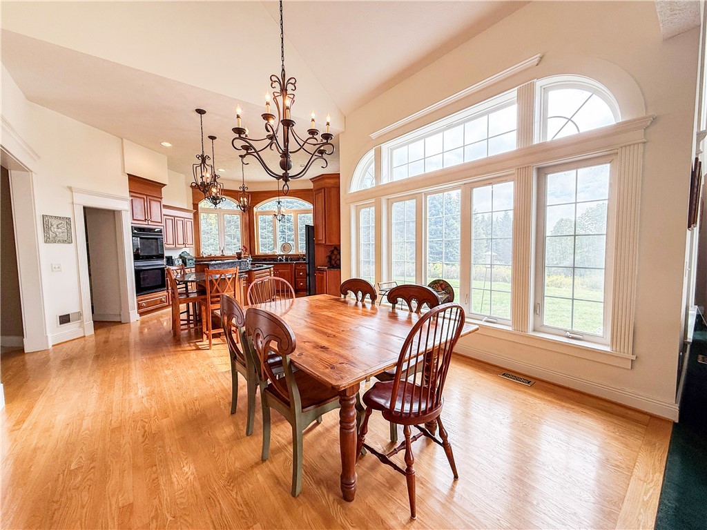 7592 North Road Victor, NY 14564 - Photo 10 of 50