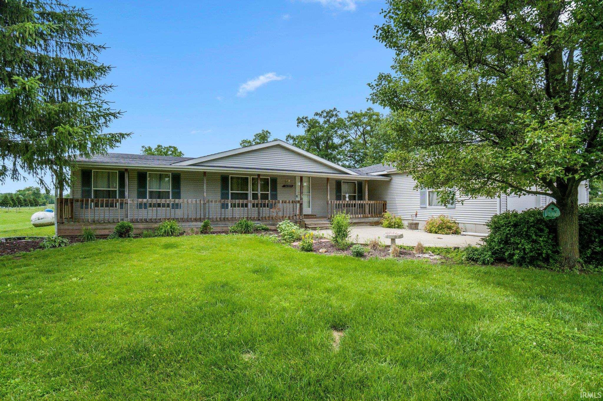 14205 Dunton Road Fort Wayne, IN 46845 - Photo 1 of 33