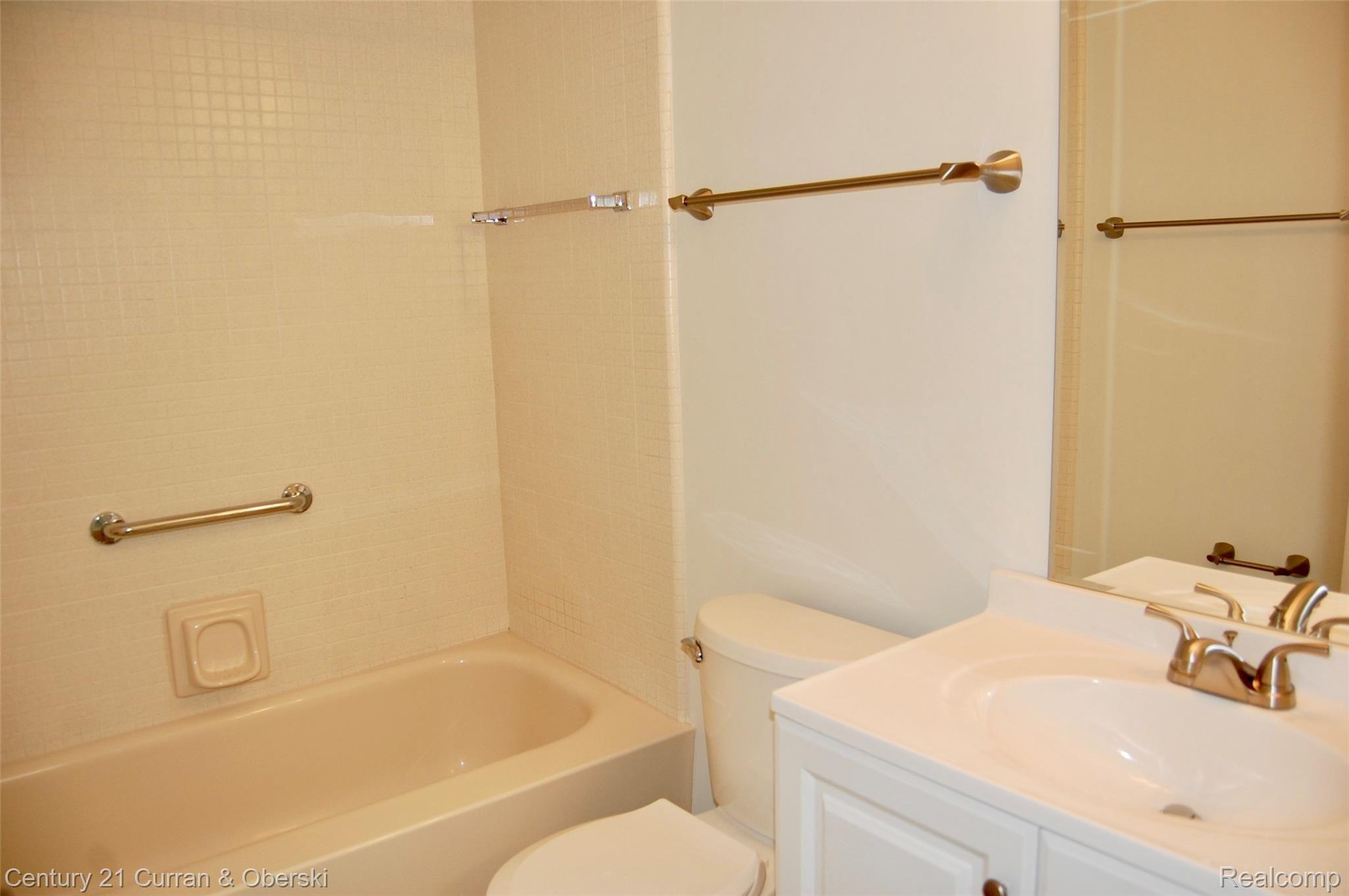 1199 South Sheldon Road, Unit 93 Plymouth, MI 48170 - Photo 18 of 33 fullsizeoutput_1546.jpeg