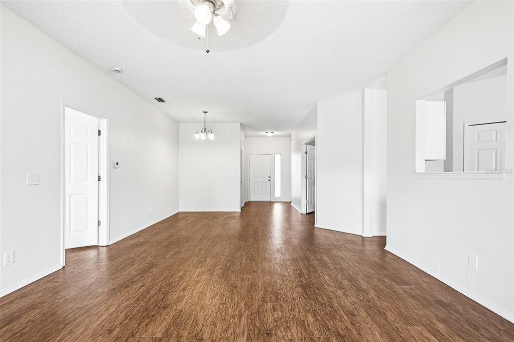 503 Greg Street Valrico, FL 33594 - Photo 11 of 34