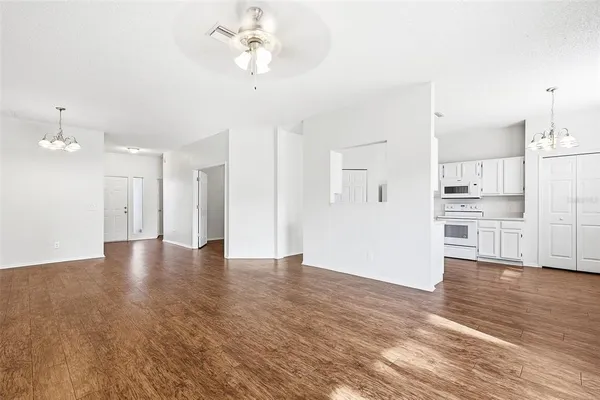 $319,900 | 503 Greg Street, Valrico, FL 33594