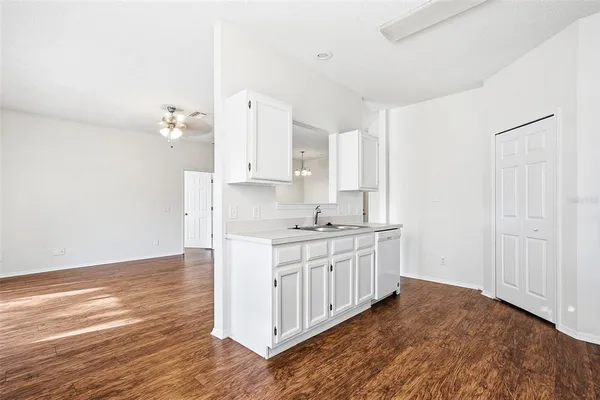 $319,900 | 503 Greg Street, Valrico, FL 33594