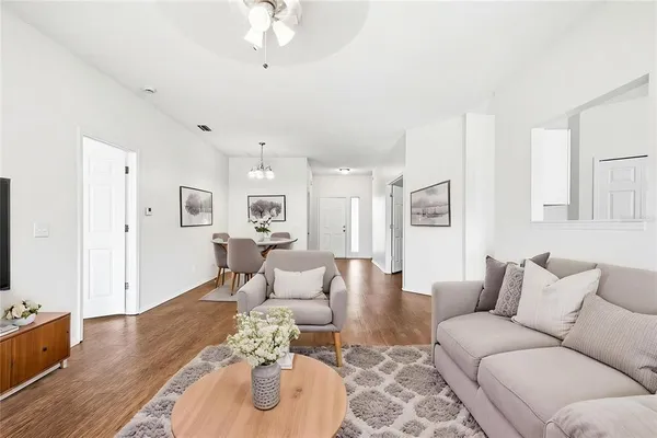 $319,900 | 503 Greg Street, Valrico, FL 33594