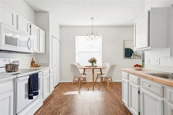 $319,900 | 503 Greg Street, Valrico, FL 33594