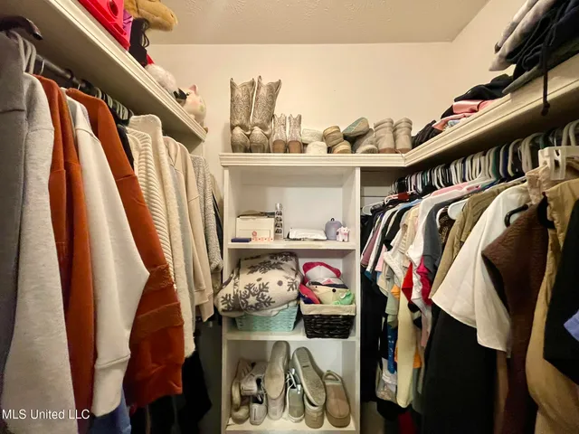 $259,500 | 2723 Sycamore Cove South, Pearl, MS 39208