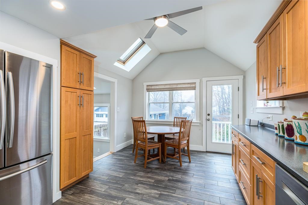 70 Washington Street Exeter, NH 03833 - Photo 11 of 42