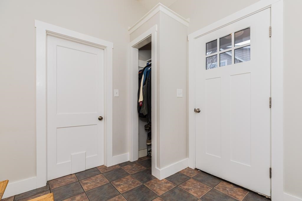 70 Washington Street Exeter, NH 03833 - Photo 12 of 42